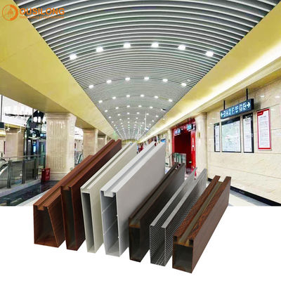 La construction a suspendu panneau de plafond en aluminium de bande linéaire de cloison en métal/en aluminium expulsé décoratif de mur de profil
