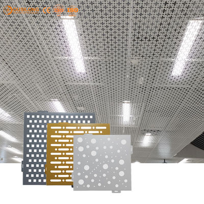 Panneau de plafond en aluminium perforé artistique adapté aux besoins du client par plafond suspendu intérieur en métal pour le stade