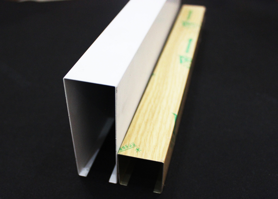 Linéaires en aluminium commerciaux laissent tomber vers le bas des tuiles de plafond en U avec l'épaisseur de 0.8mm