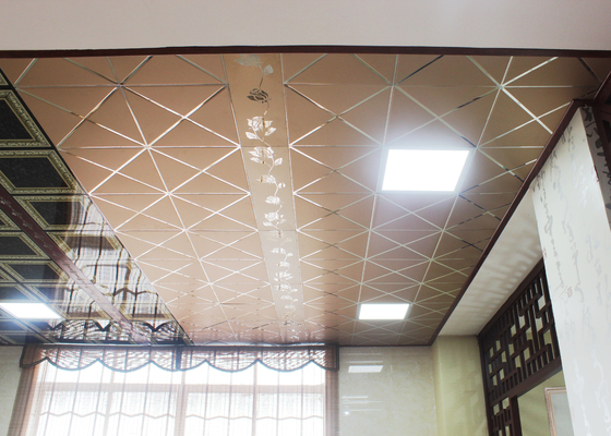 Tuiles en aluminium élégantes simples de plafond, panneau de plafond en métal d'hôtel