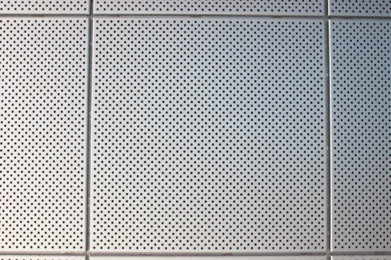 Panneaux de mur en aluminium perforés de décoration de mur extérieur pour le matériel de construction de mur